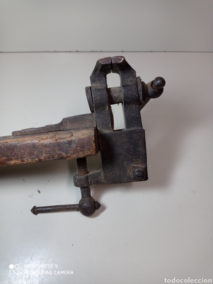 tornillo de banco herramientas muy antiguo - Compra venta en