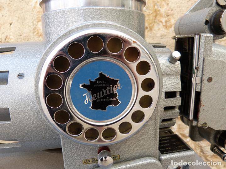 Antig&uuml;edades: Proyector portable HEURTIER HSM 16 mm - Foto 5