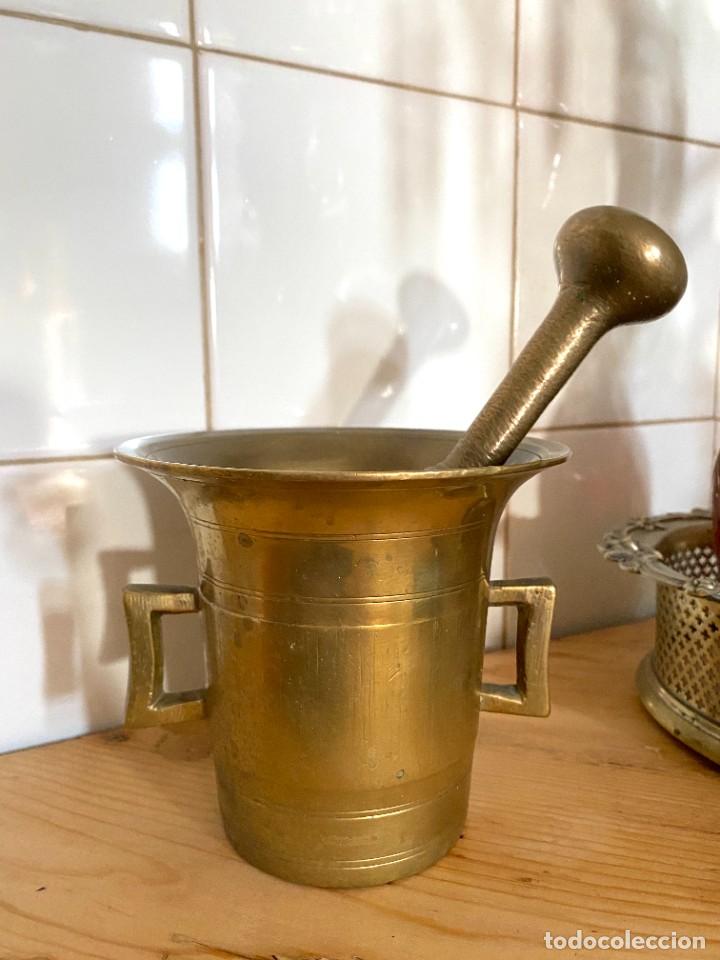 Antig&uuml;edades: Almirez antiguo de bronce - Foto 1
