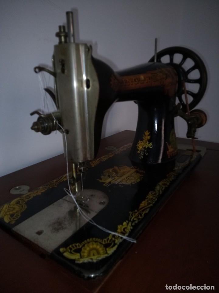 Antig&uuml;edades: Maquina de coser Singer 1912 - Foto 5