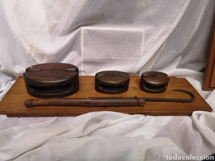 Antig&uuml;edades: Cuadro poleas antiguas madera barco y gancho - Foto 4