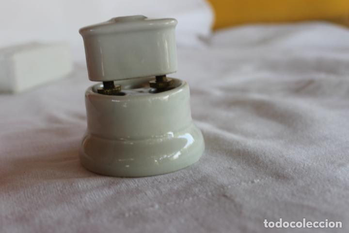 Antig&uuml;edades: LOTE PIEZAS CERAMICAS ELECTRICAS PLOMOS, ENCHUFES - Foto 2