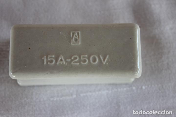 Antig&uuml;edades: LOTE PIEZAS CERAMICAS ELECTRICAS PLOMOS, ENCHUFES - Foto 25