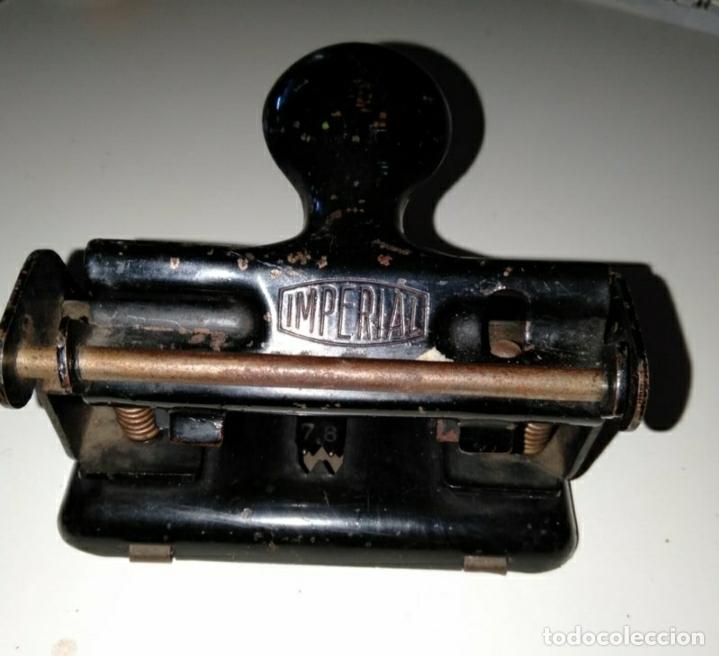 Antig&uuml;edades: Antigua perforadora - Foto 1