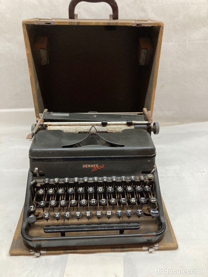 Antig&uuml;edades: M&aacute;quina Hermes 2000 - Foto 1