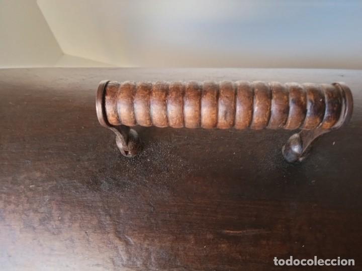 Antig&uuml;edades: Tapa cubre m&aacute;quina de coser - Foto 3