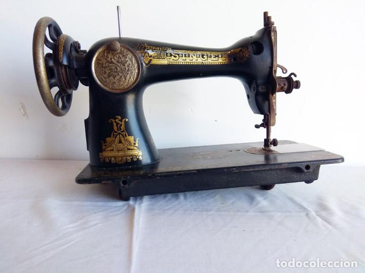 Antig&uuml;edades: CABEZAL DE MAQUINA DE COSER SINGER - Foto 1