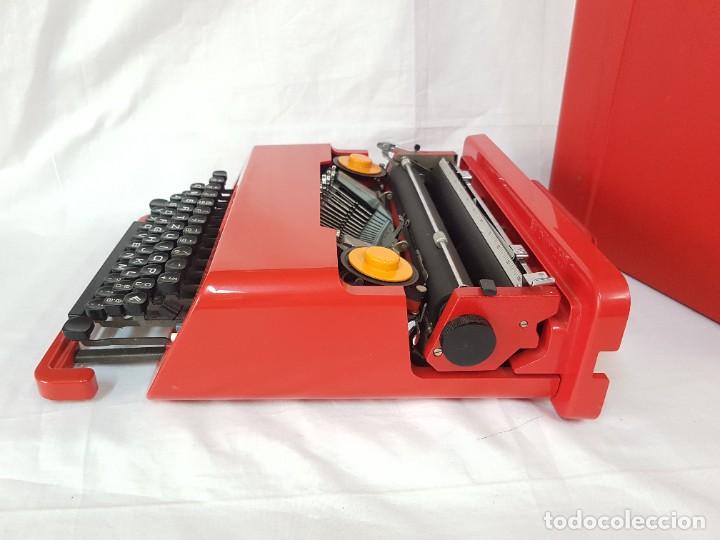 Antig&uuml;edades: Olivetti Valentine S, a&ntilde;os 60. - Foto 3