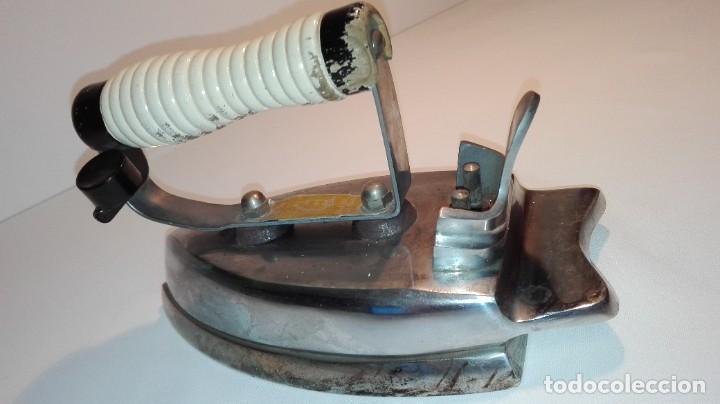 Antig&uuml;edades: ANTIGUA PLANCHA ELECTRICA - Foto 8
