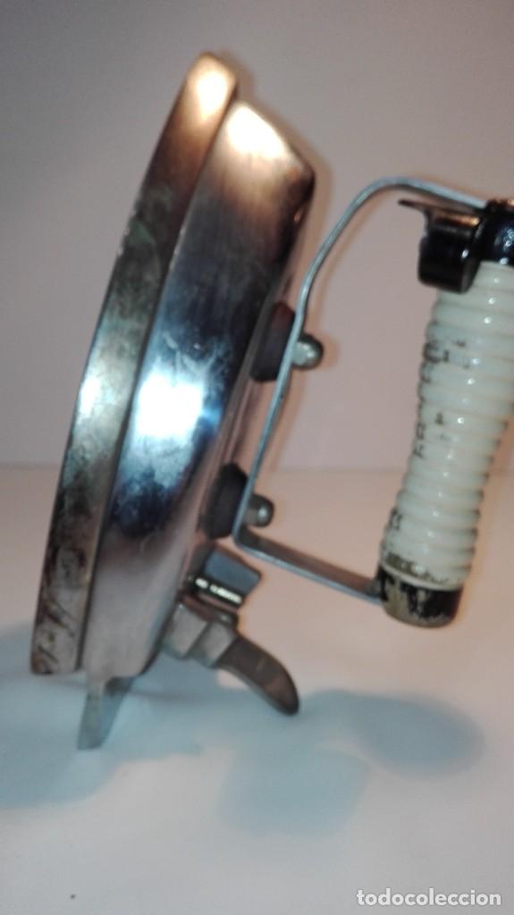 Antig&uuml;edades: ANTIGUA PLANCHA ELECTRICA - Foto 9
