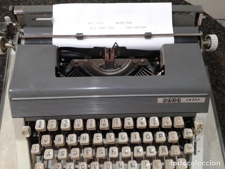 Antig&uuml;edades: MAQUINA DE ESCRIBIR JAPY inter, con maleta B - Foto 4