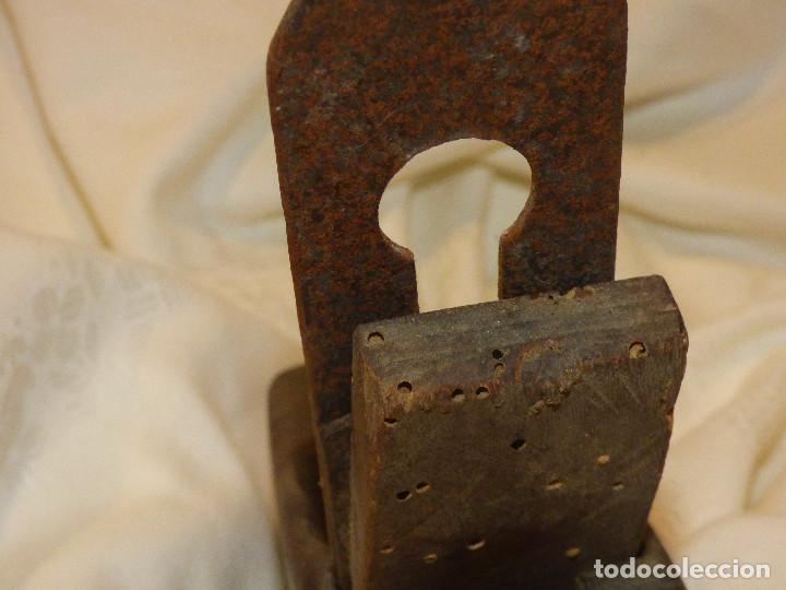 Antig&uuml;edades: Cepillo de carpintero. - Foto 3