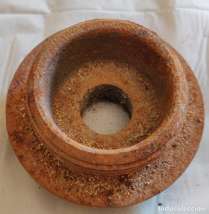 Antig&uuml;edades: Tapones de Rosca Hierro - Foto 2