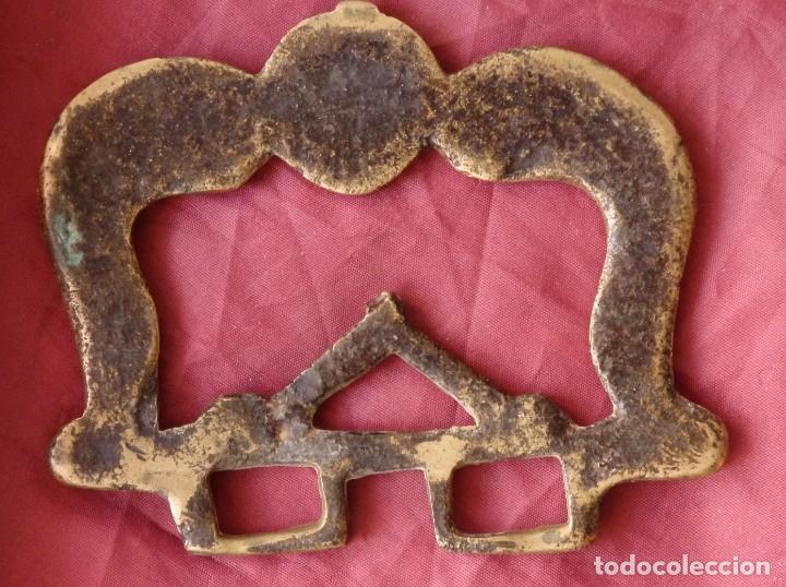 Antig&uuml;edades: ASA DE BRASERO EN BRONCE - Foto 2