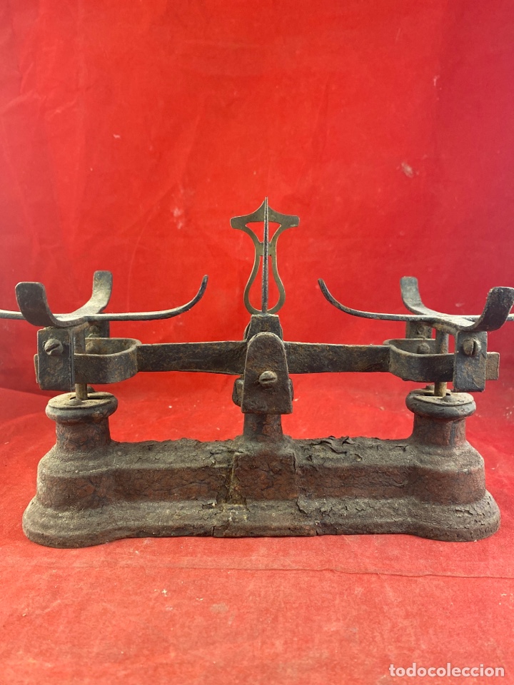 Antig&uuml;edades: B&Aacute;SCULA ANTIGUA DE HIERRO FORJADO - Foto 2