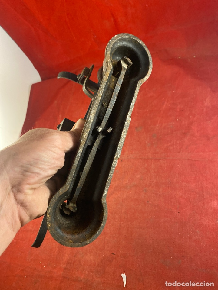 Antig&uuml;edades: B&Aacute;SCULA ANTIGUA DE HIERRO FORJADO - Foto 5
