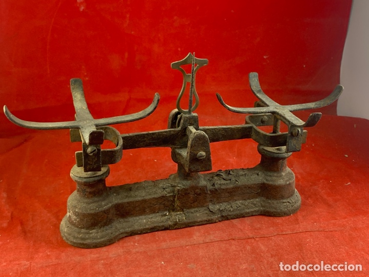 Antig&uuml;edades: B&Aacute;SCULA ANTIGUA DE HIERRO FORJADO - Foto 1