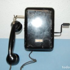 Teléfonos: ANTGUO TELEFONO METALICO