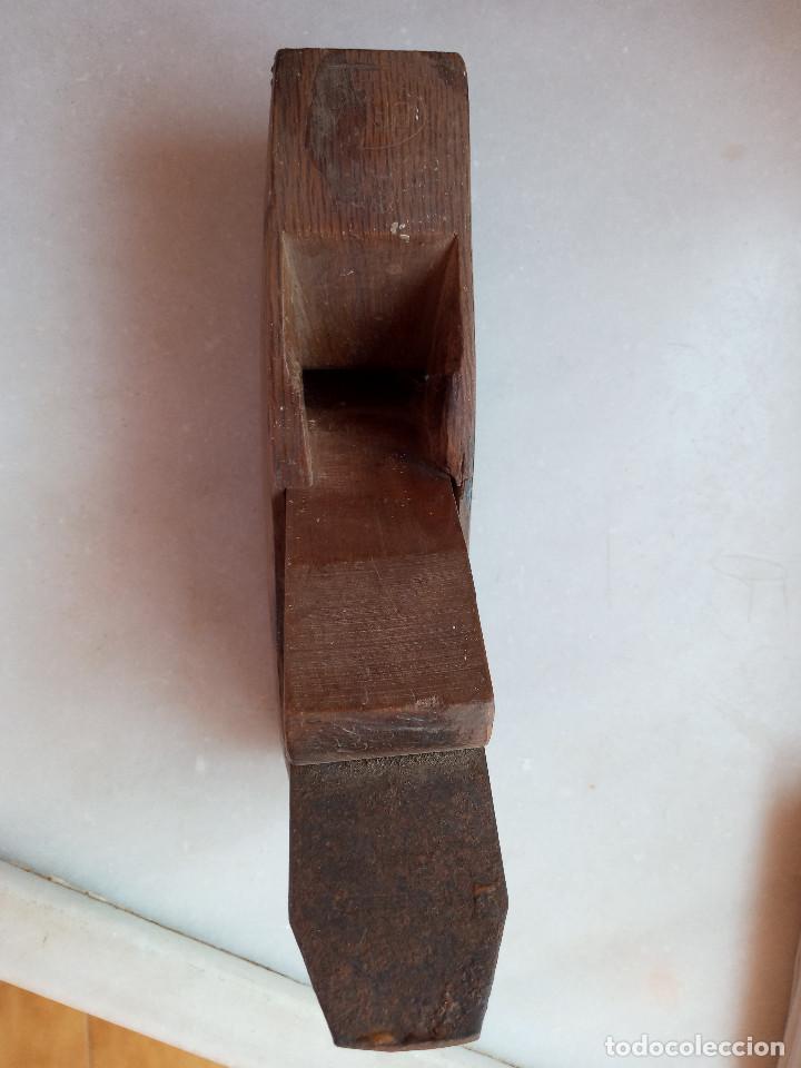 Antig&uuml;edades: CEPILLO DE CARPINTERO DE MADERA. - Foto 5