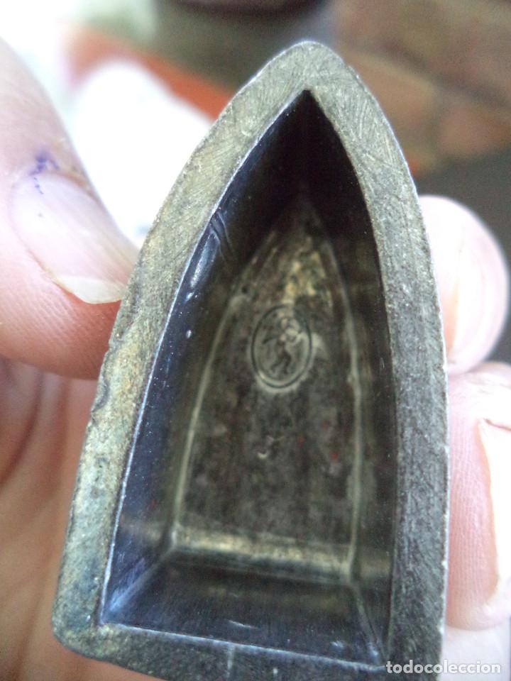 Antig&uuml;edades: Curiosa Coleccion de 25 Planchas e 5 acessorios - Foto 20