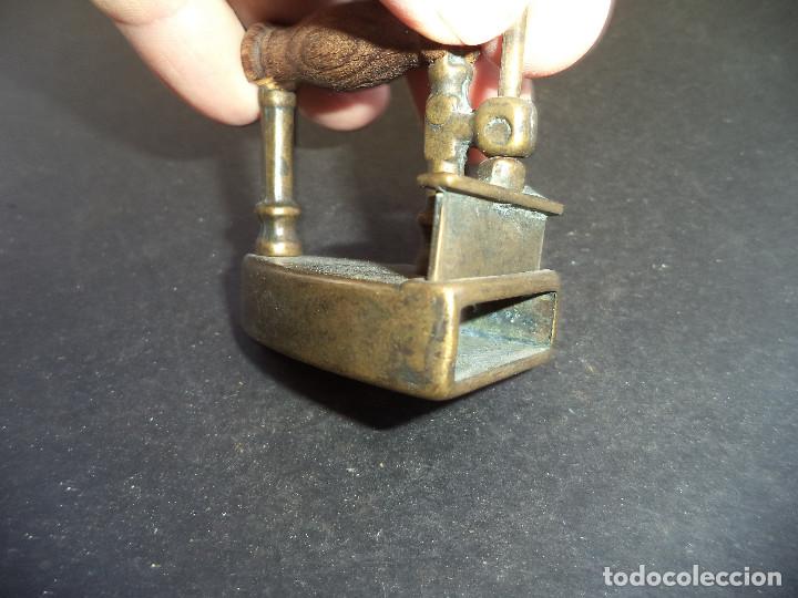 Antig&uuml;edades: Curiosa Coleccion de 25 Planchas e 5 acessorios - Foto 51