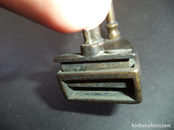 Antig&uuml;edades: Curiosa Coleccion de 25 Planchas e 5 acessorios - Foto 62