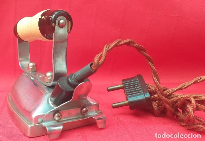 Antig&uuml;edades: PLANCHA EL&Eacute;CTRICA DE VIAJE - Foto 7