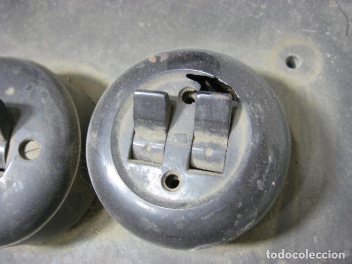 Antig&uuml;edades: ANTIGUO CUADRO EL&Eacute;CTRICO CON INTERRUPTORES DE LUCES - Foto 3