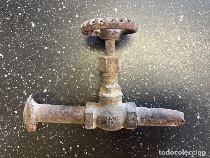 Antig&uuml;edades: LLave de paso antigua - Foto 2