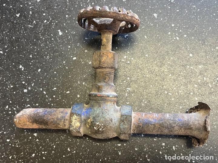 Antig&uuml;edades: LLave de paso antigua - Foto 4