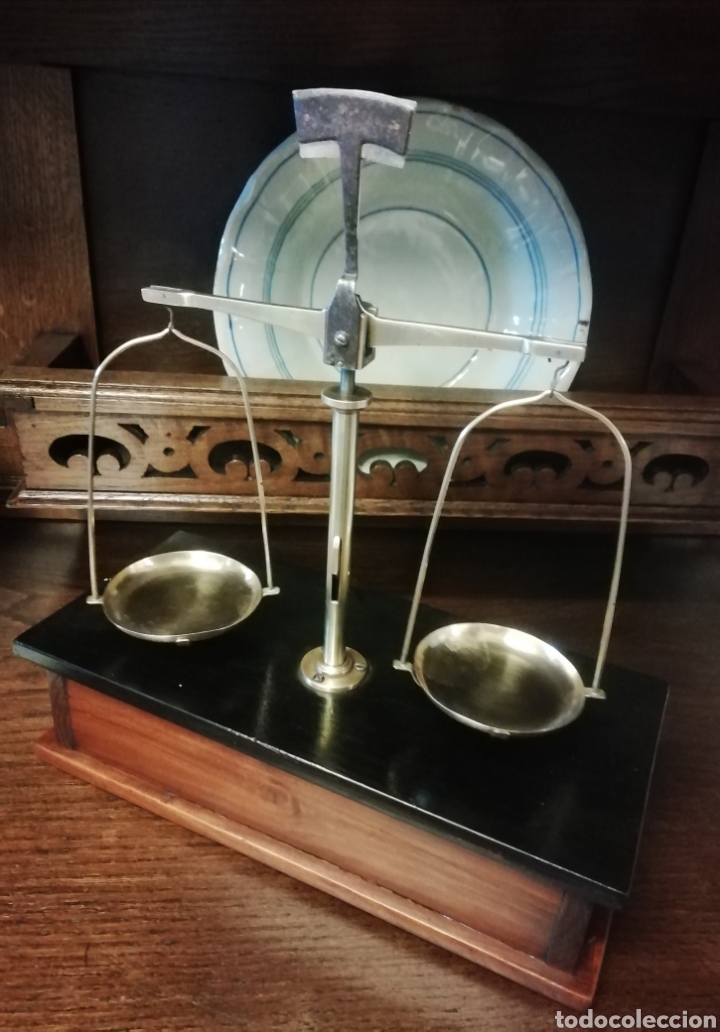Antig&uuml;edades: Balanza antigua con pesas - Foto 17