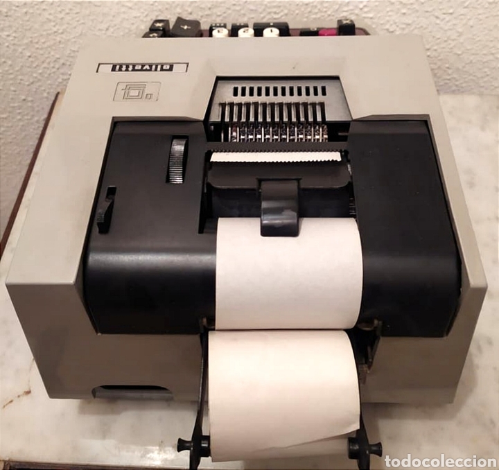 Antig&uuml;edades: Calculadora electromec&aacute;nica Olivetti Multisuma 20. - Foto 3