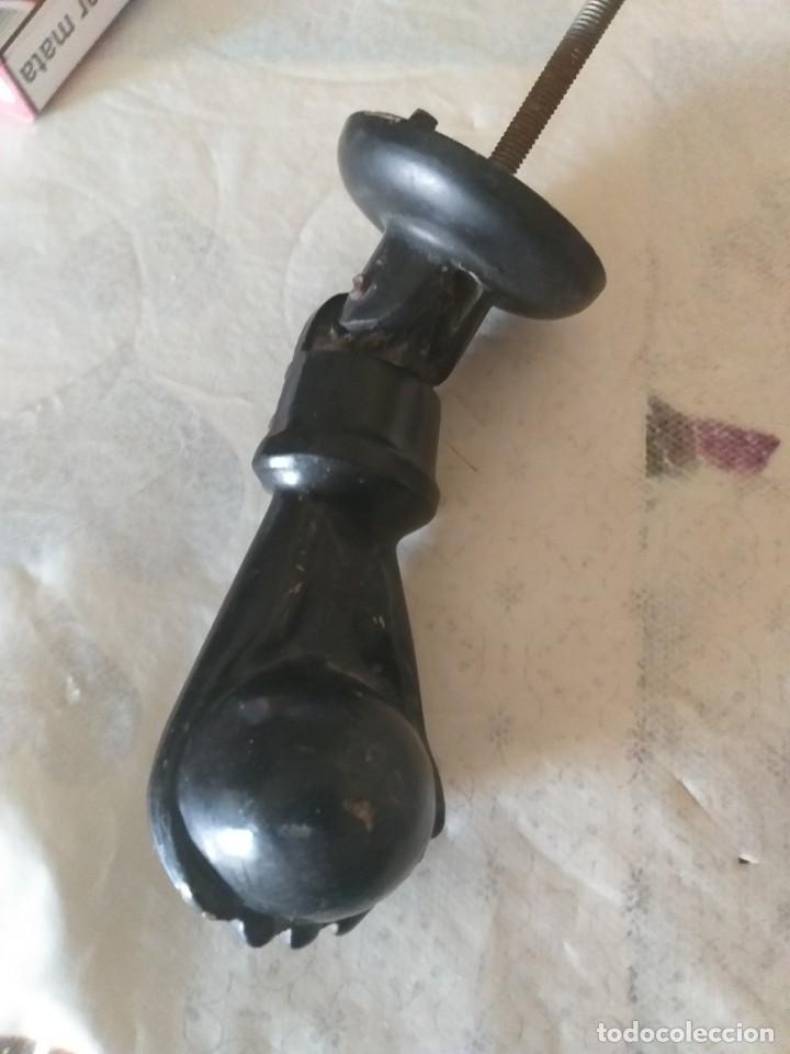 Antig&uuml;edades: antigua aldaba Mano de Fatima - Foto 2