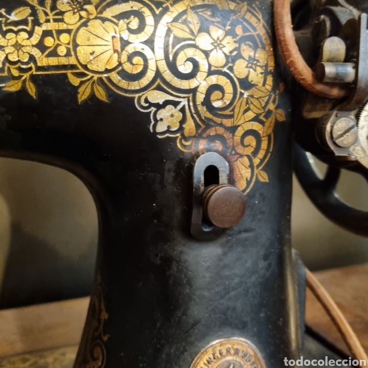 Antig&uuml;edades: Maquina SINGER antigua - Foto 18