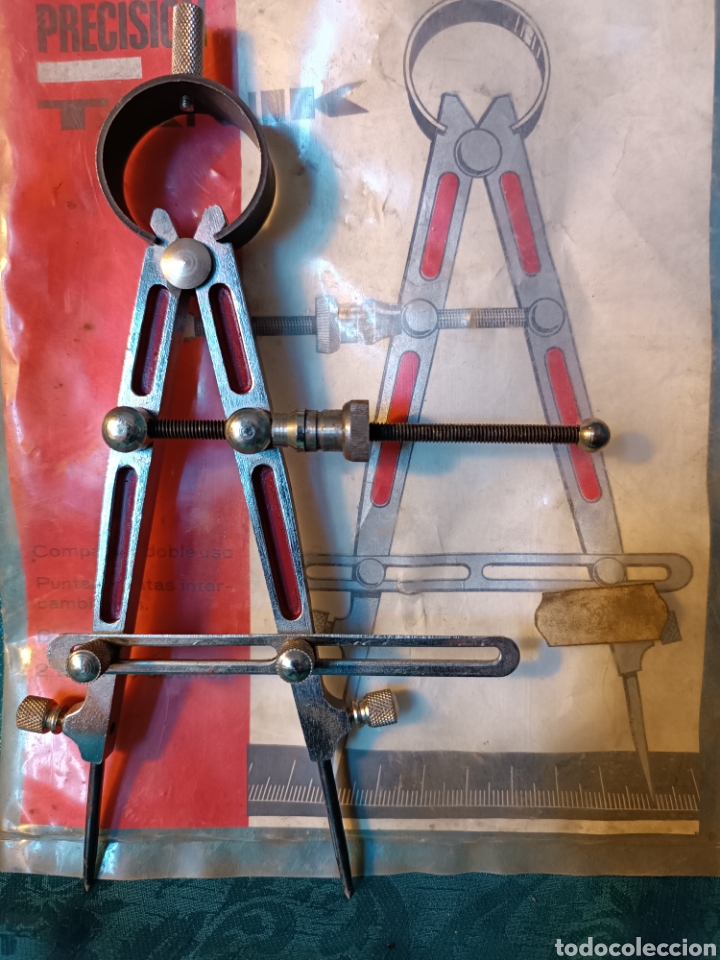 Antig&uuml;edades: Comp&aacute;s de precisi&oacute;n Tanik con su funda original. - Foto 3