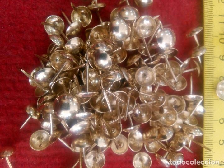 Antig&uuml;edades: TACHUELAS LATONADAS - Foto 1