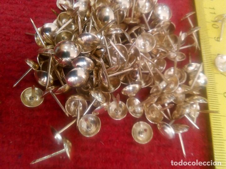 Antig&uuml;edades: TACHUELAS LATONADAS - Foto 3