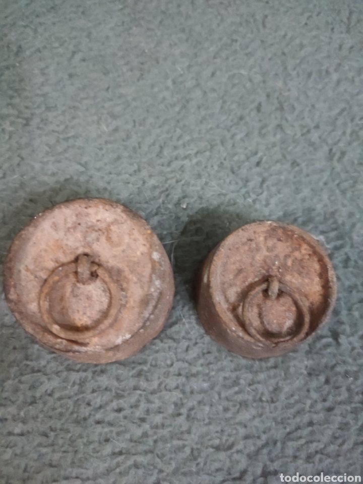 Antig&uuml;edades: Lote pesas antiguas - Foto 2