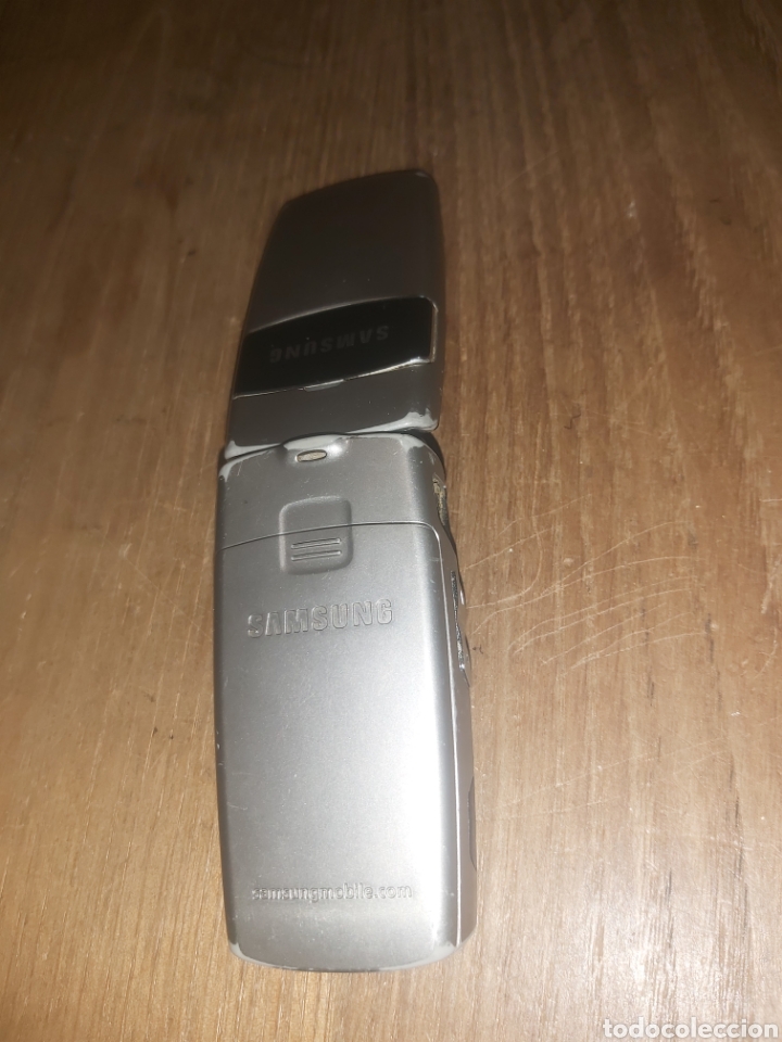 Tel&eacute;fonos: Tel&eacute;fono Samsung vintange - Foto 2