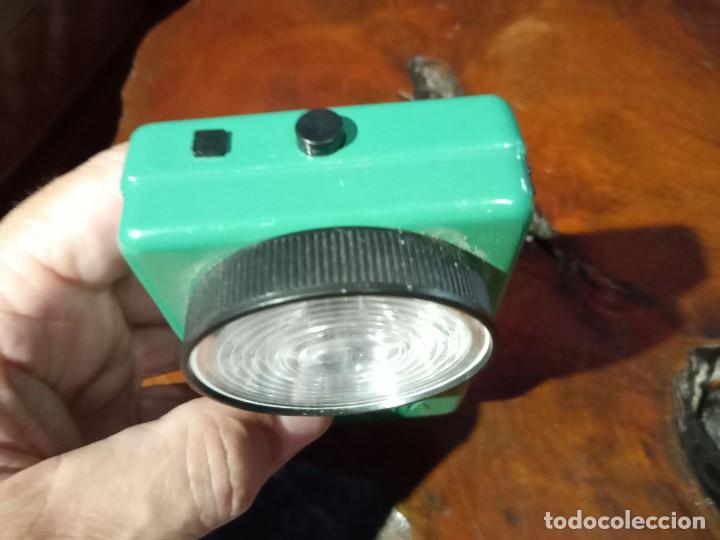 Antig&uuml;edades: LINTERNA DE PETACA MARCA CROATIA COLOR VERDE - Foto 2