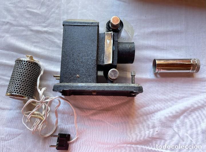Antig&uuml;edades: ANTIGUO PROYECTOR . FABRICACION CUMO - Foto 1