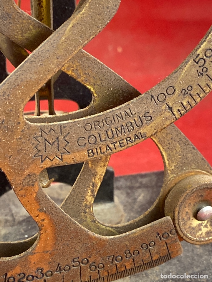 Antig&uuml;edades: PESA CARTAS ORIGINAL COLOMBUS - Foto 2