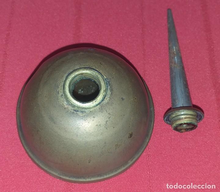 Antig&uuml;edades: ANTIGUA ACEITERA DE LATA - Foto 3