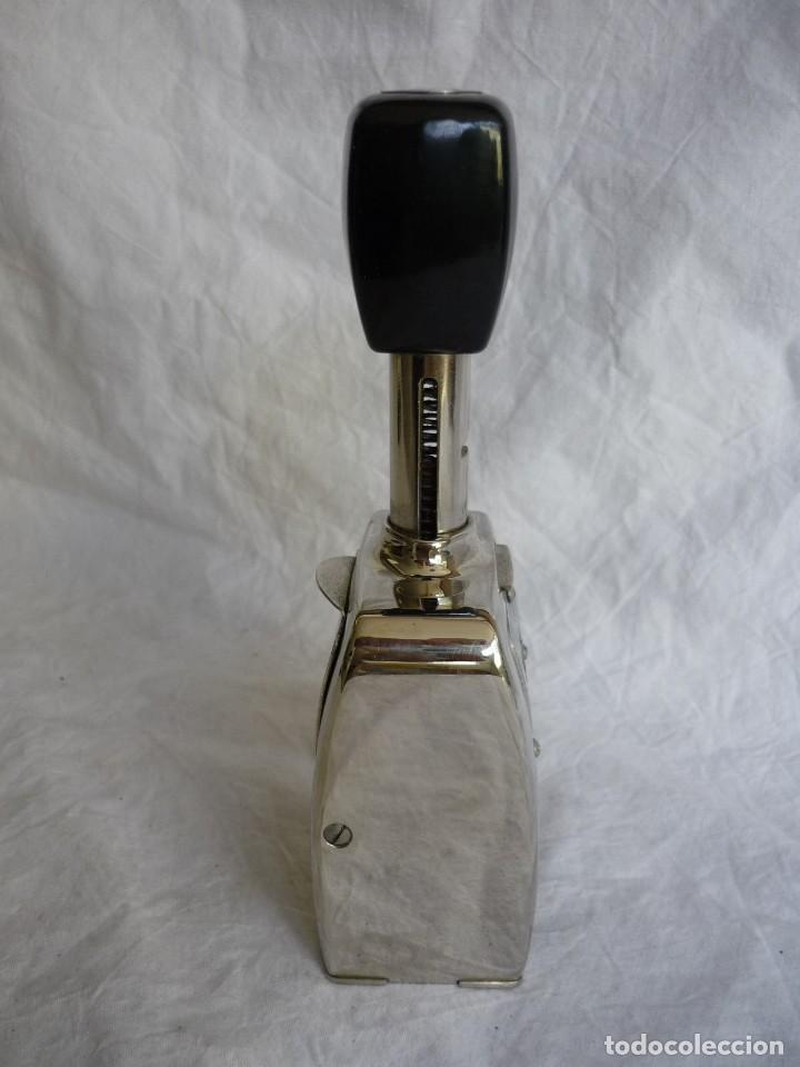 Antig&uuml;edades: Antigua numeradora marca Sign, modelo 2000 - Foto 3