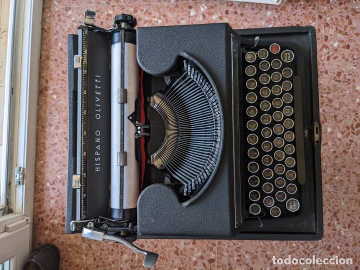 Antig&uuml;edades: M&aacute;quina de escribir Olivetti Studio 46 de 1950 - Foto 1
