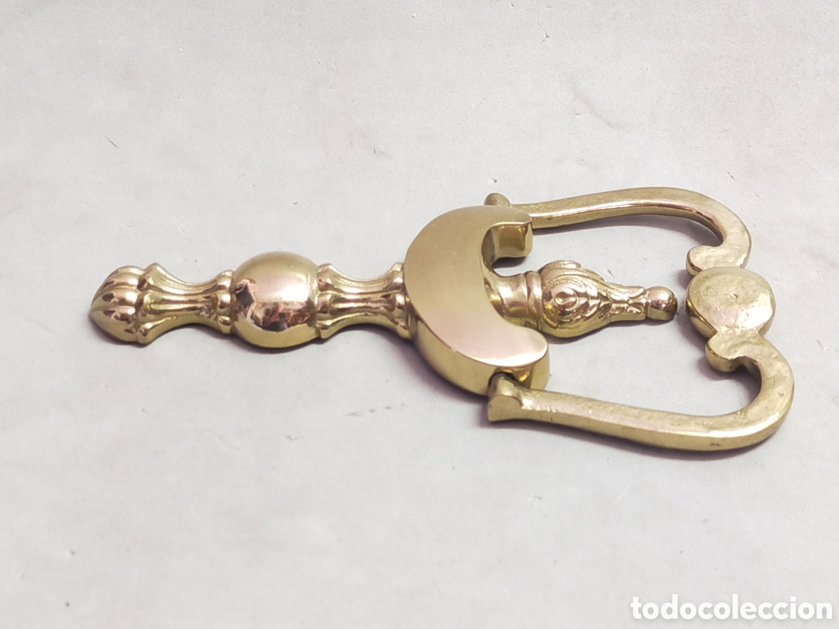 Antig&uuml;edades: LAMADOR DE BRONCE PARA PUERTA. - Foto 6