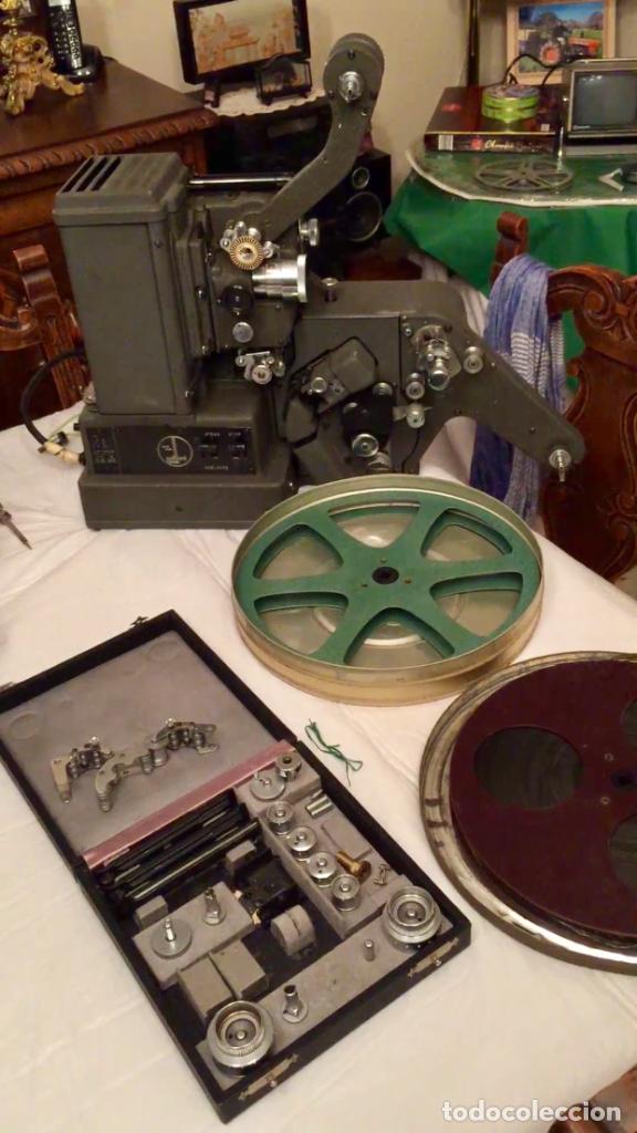 Antig&uuml;edades: Proyector cine 16mm, 9,5mm y 8mm sonoro - Foto 17
