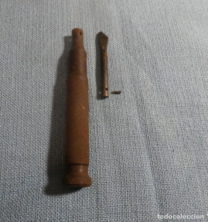 Antig&uuml;edades: DESTORNILLADOR MANGO MOLOTEADO - Foto 3