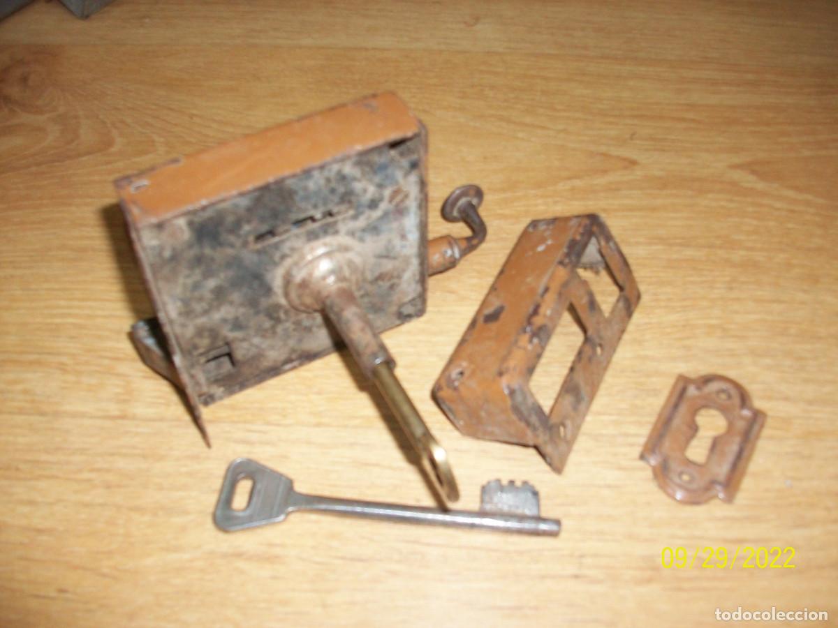 Antig&uuml;edades: ANTIGUA CERRADURA-COMPLETA-FUNCIONA - Foto 1