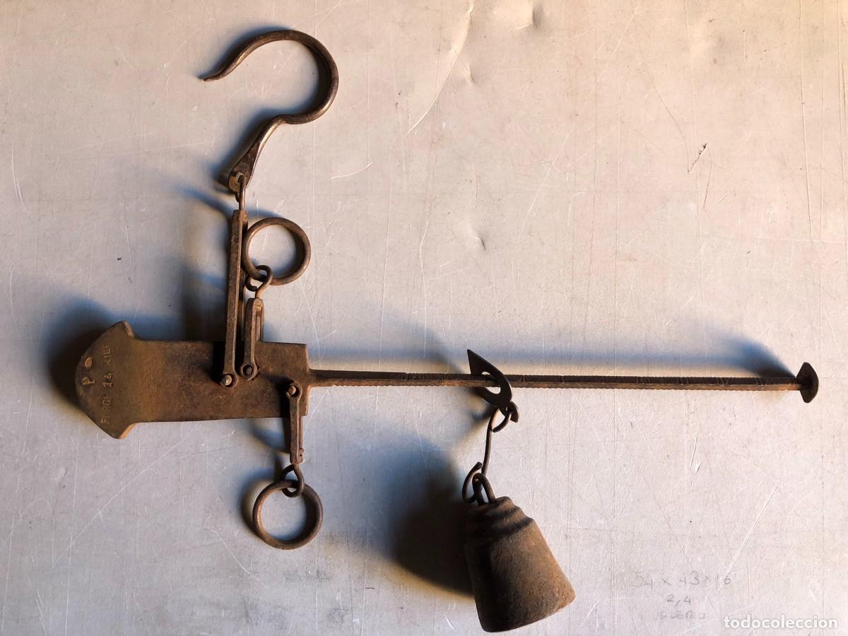 Antig&uuml;edades: BALANZA ROMANA 30 CM - Foto 1